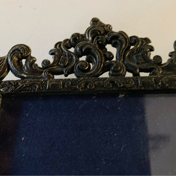 Vintage Victorian scroll Metal Picture Frame Italy 3.5/4.5 inch - Picture 12 of 12